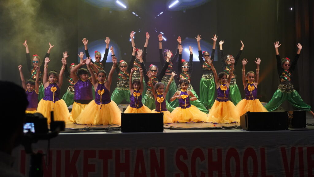 Kairali Night 2K23 – Dances